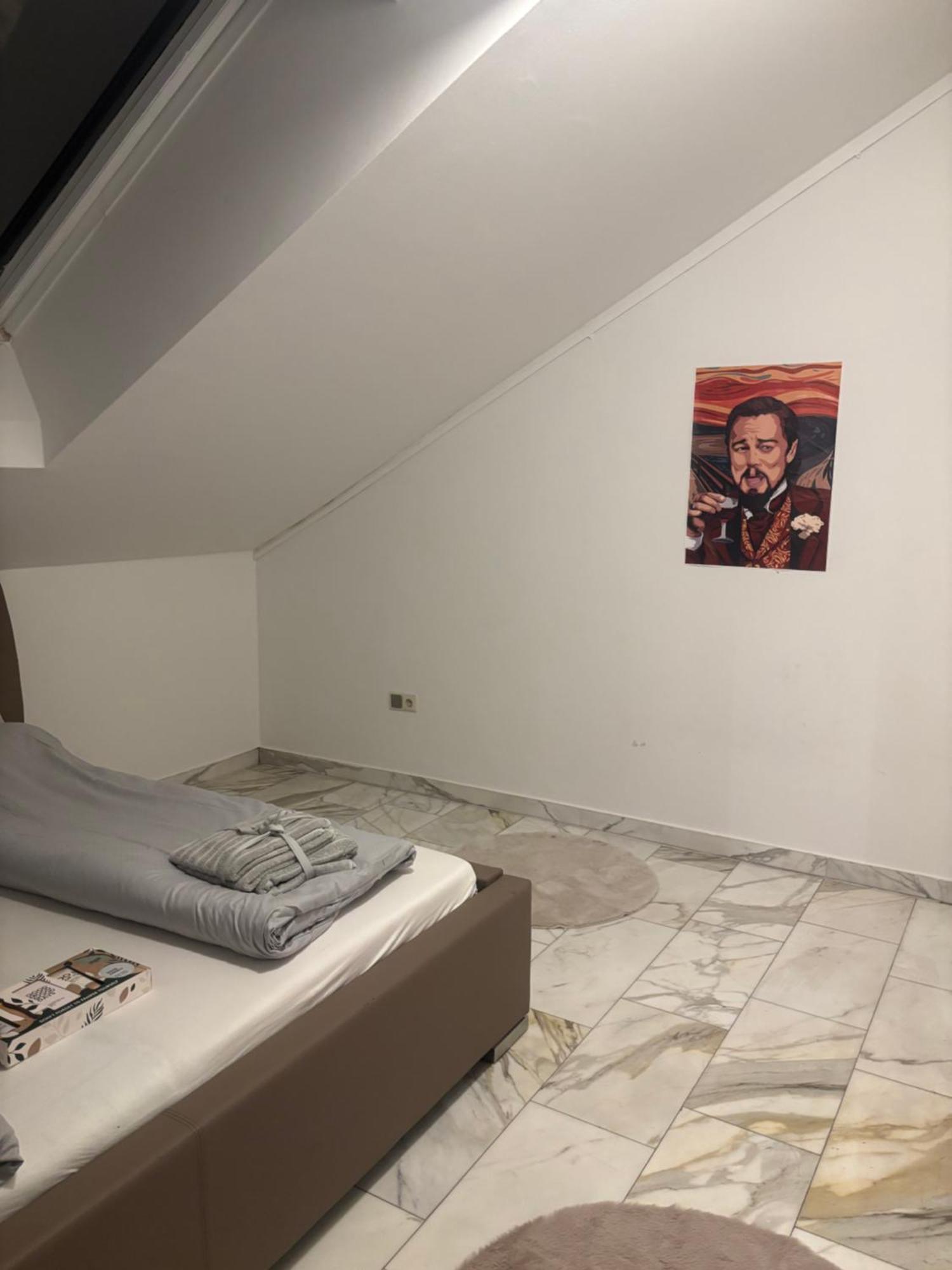 Luxone Apartment *